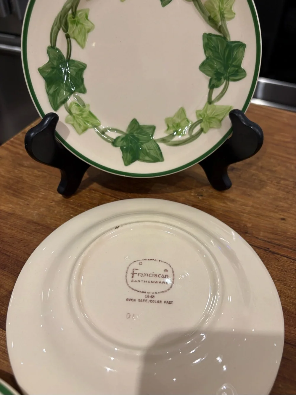 Vintage Franciscan Ivy Leaf Ceramic Bread & Butter Plate Set